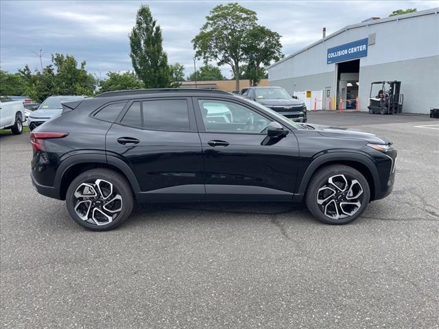 new 2025 Chevrolet Trax car, priced at $23,895