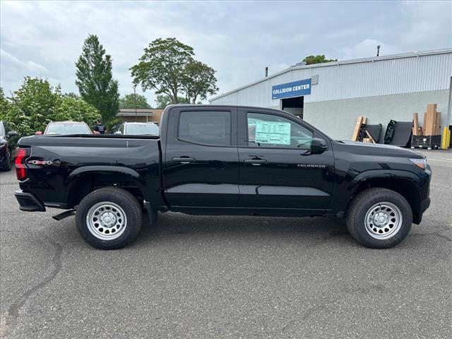 new 2025 Chevrolet Colorado car, priced at $33,690