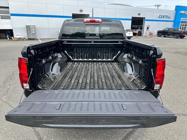new 2025 Chevrolet Colorado car, priced at $33,690