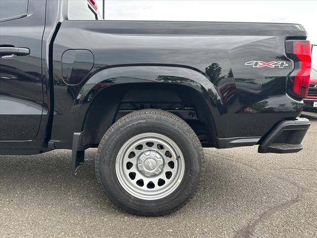 new 2025 Chevrolet Colorado car, priced at $33,690
