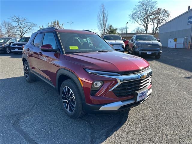 new 2025 Chevrolet TrailBlazer car, priced at $26,489