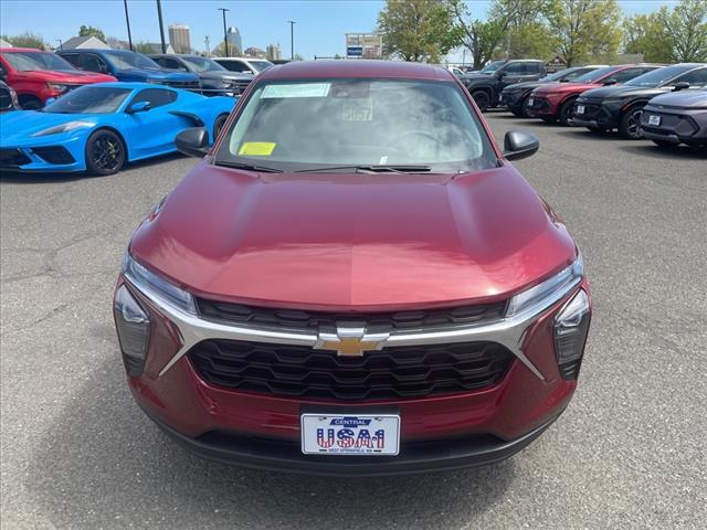 new 2025 Chevrolet Trax car, priced at $20,666