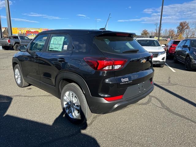 new 2025 Chevrolet TrailBlazer car, priced at $22,894