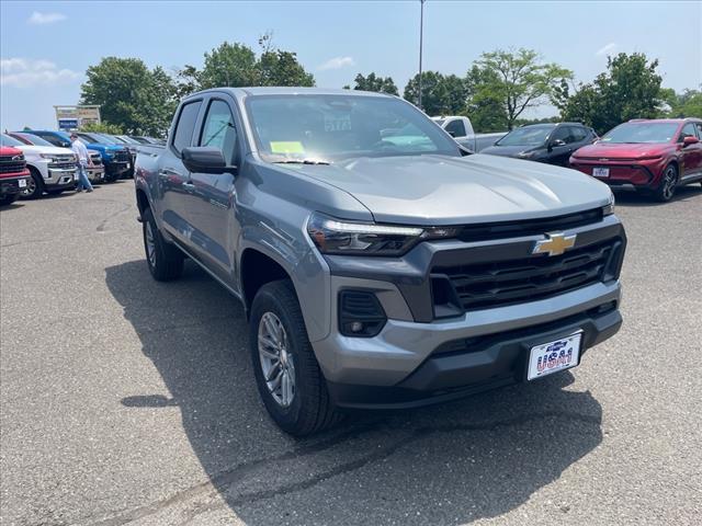 new 2025 Chevrolet Colorado car, priced at $40,151