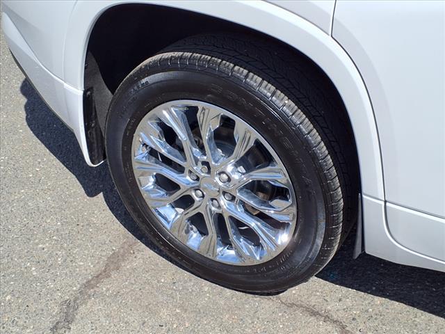 used 2022 Chevrolet Traverse car, priced at $40,995