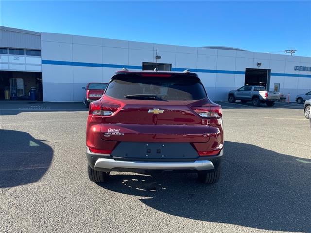 new 2025 Chevrolet TrailBlazer car, priced at $27,085