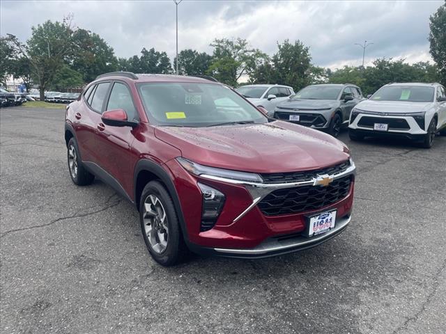 new 2025 Chevrolet Trax car, priced at $23,489