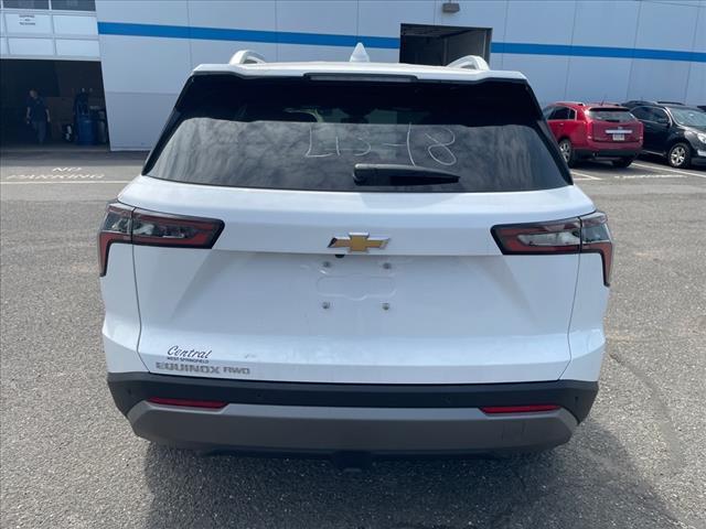 new 2025 Chevrolet Equinox car, priced at $33,239