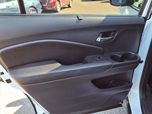 used 2022 Honda Pilot car, priced at $32,995