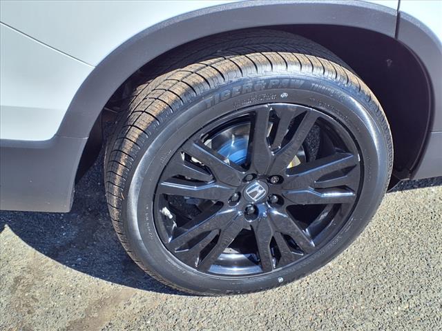 used 2022 Honda Pilot car, priced at $32,995