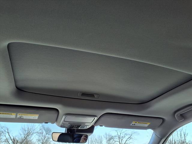 used 2022 Honda Pilot car, priced at $32,995