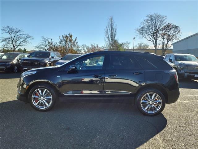 used 2022 Cadillac XT5 car, priced at $35,995