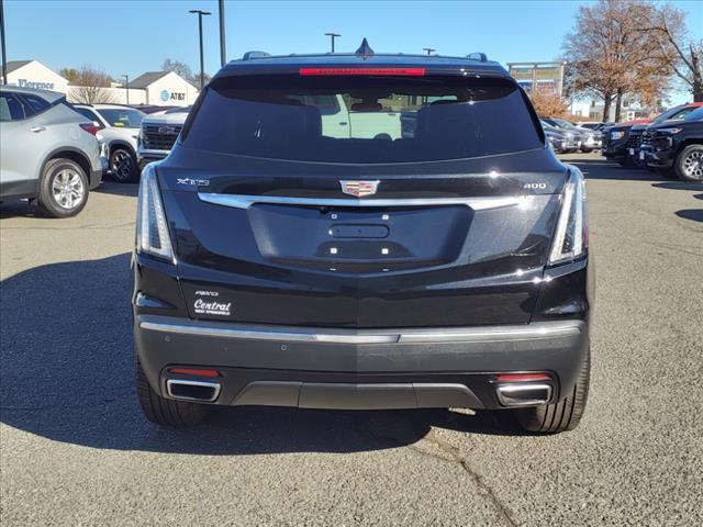 used 2022 Cadillac XT5 car, priced at $35,995