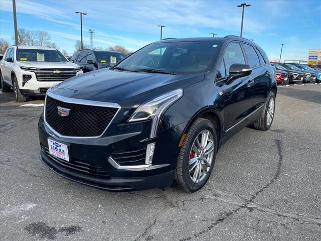 used 2022 Cadillac XT5 car, priced at $35,995