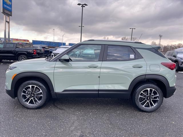 new 2025 Chevrolet TrailBlazer car, priced at $27,829