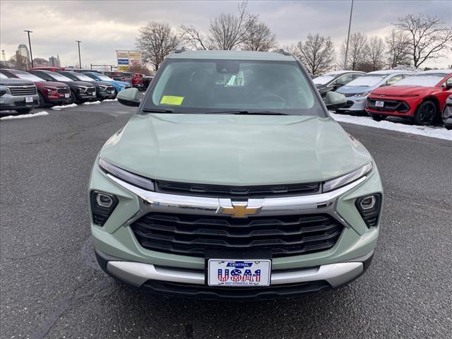 new 2025 Chevrolet TrailBlazer car, priced at $27,829