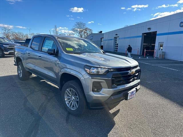 new 2024 Chevrolet Colorado car, priced at $38,474