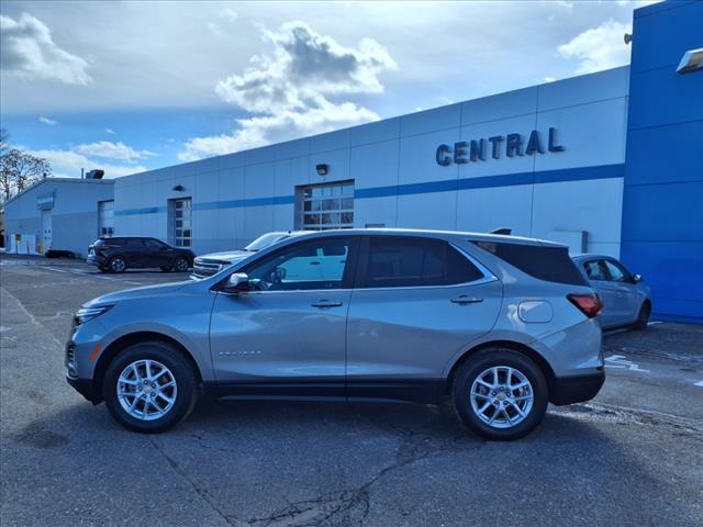 used 2023 Chevrolet Equinox car, priced at $27,995