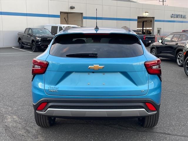 new 2025 Chevrolet Trax car, priced at $23,880