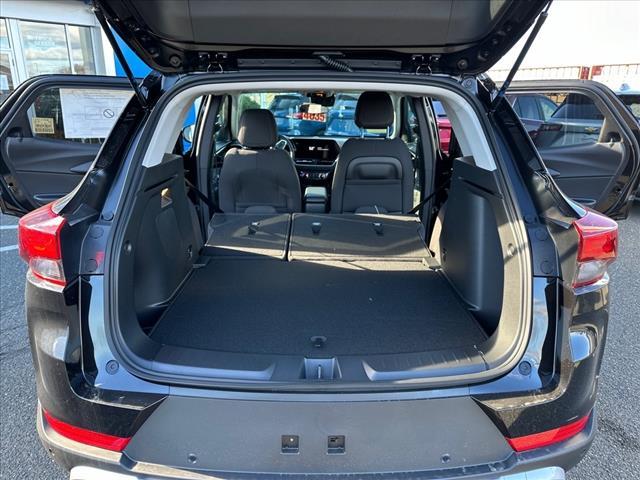 new 2025 Chevrolet TrailBlazer car, priced at $27,085