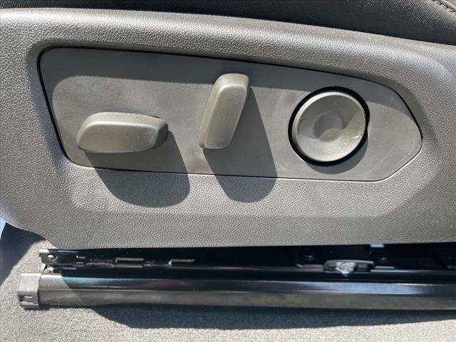 new 2025 Chevrolet Colorado car, priced at $30,639