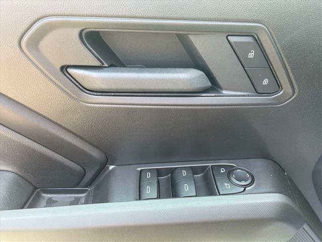 new 2025 Chevrolet Colorado car, priced at $30,639