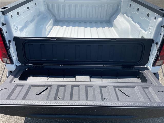 new 2025 Chevrolet Colorado car, priced at $30,639