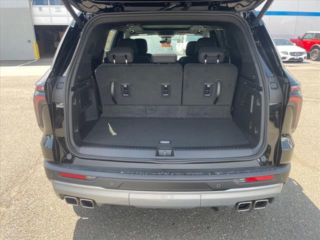 new 2026 Chevrolet Traverse car, priced at $46,920