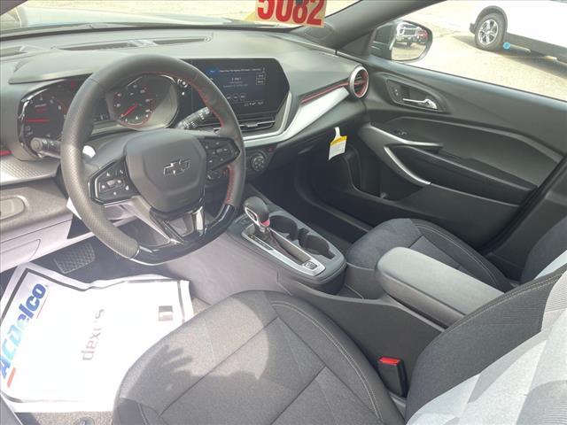 new 2025 Chevrolet Trax car, priced at $22,334