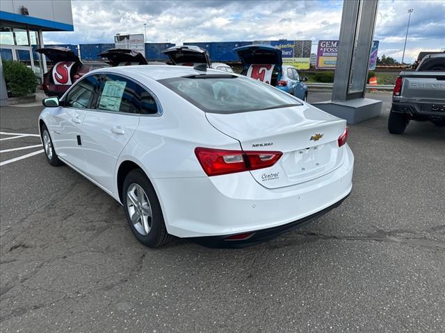 new 2025 Chevrolet Malibu car, priced at $26,245