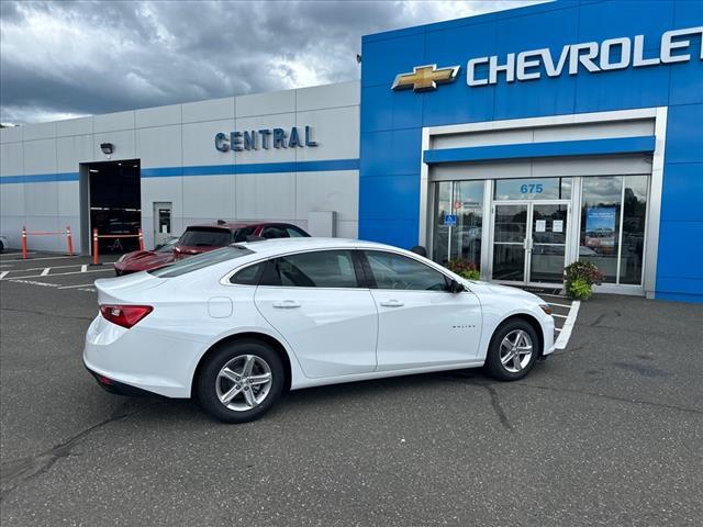 new 2025 Chevrolet Malibu car, priced at $26,245