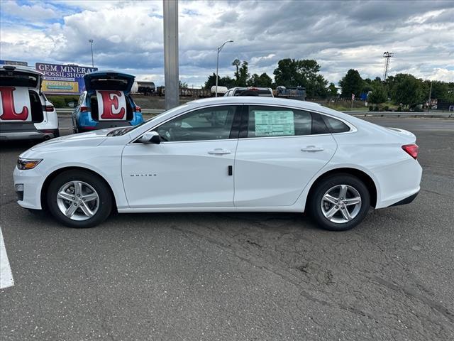 new 2025 Chevrolet Malibu car, priced at $26,245