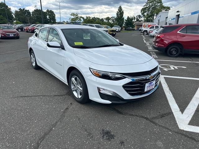 new 2025 Chevrolet Malibu car, priced at $26,245