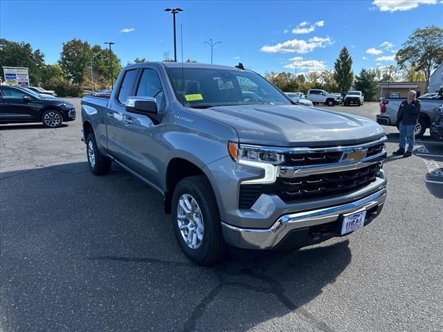 new 2025 Chevrolet Silverado 1500 car, priced at $44,195