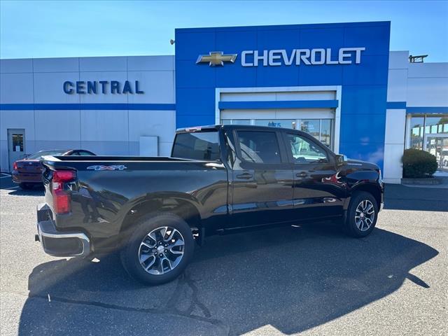 new 2025 Chevrolet Silverado 1500 car, priced at $45,895