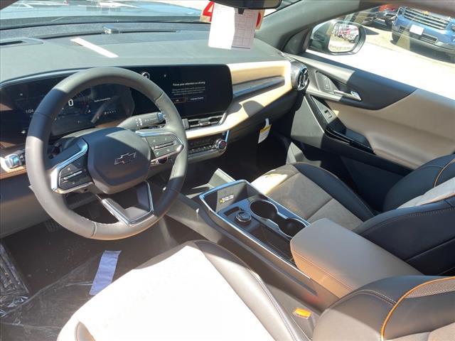 new 2025 Chevrolet Equinox car, priced at $35,294