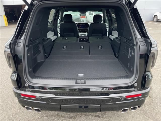 new 2025 Chevrolet Traverse car, priced at $55,395