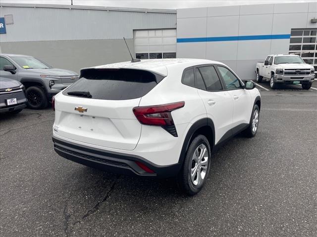 new 2026 Chevrolet Trax car, priced at $21,494