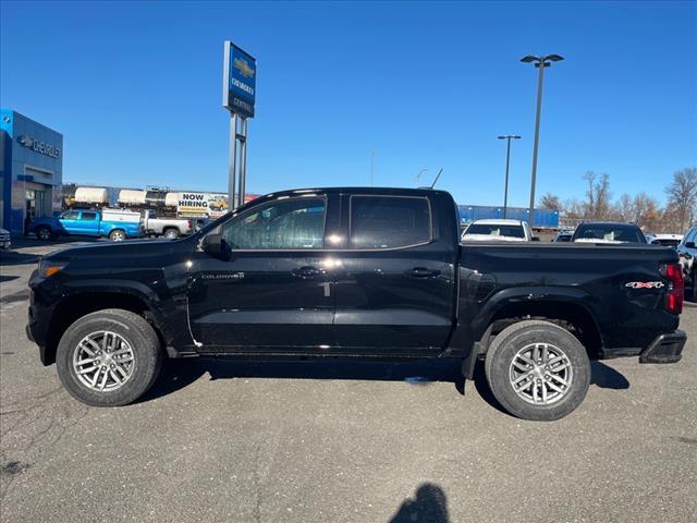 new 2024 Chevrolet Colorado car, priced at $38,150