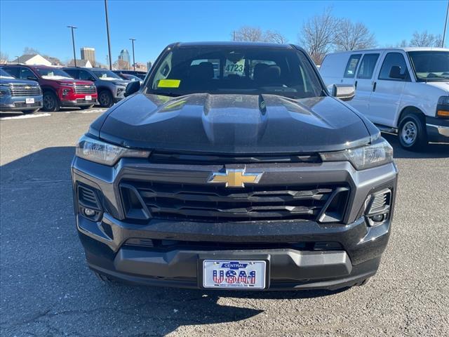 new 2024 Chevrolet Colorado car, priced at $38,150