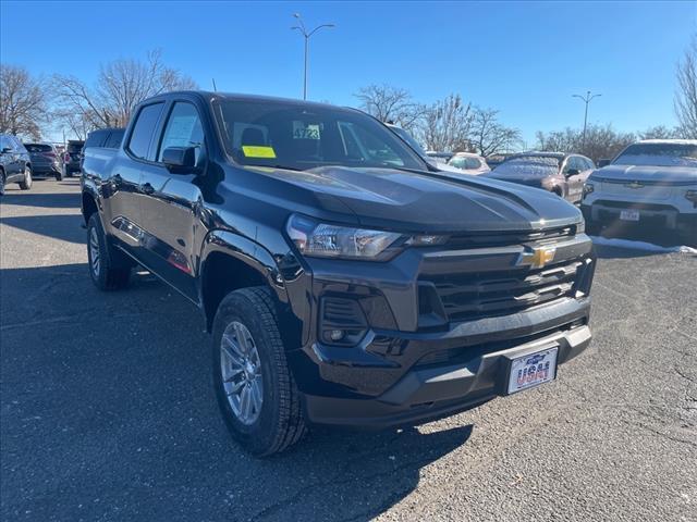 new 2024 Chevrolet Colorado car, priced at $38,150