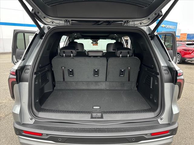 new 2025 Chevrolet Traverse car, priced at $49,594