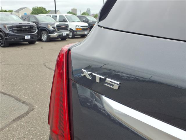used 2023 Cadillac XT5 car, priced at $38,995