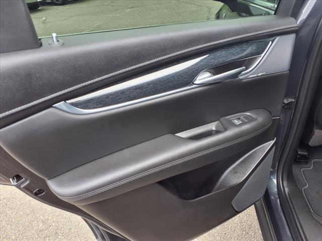 used 2023 Cadillac XT5 car, priced at $38,995