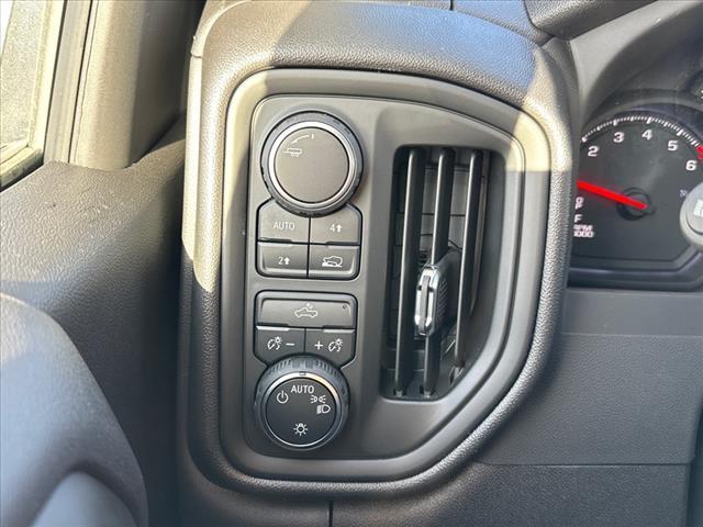 new 2025 Chevrolet Silverado 1500 car, priced at $35,609