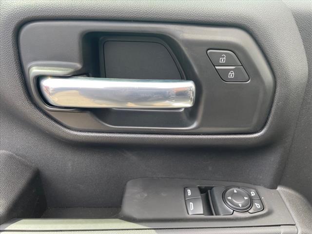 new 2025 Chevrolet Silverado 1500 car, priced at $38,554