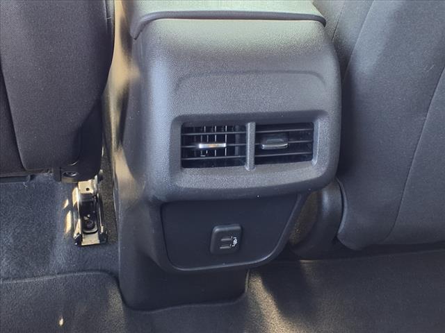 used 2021 Chevrolet Equinox car, priced at $18,995