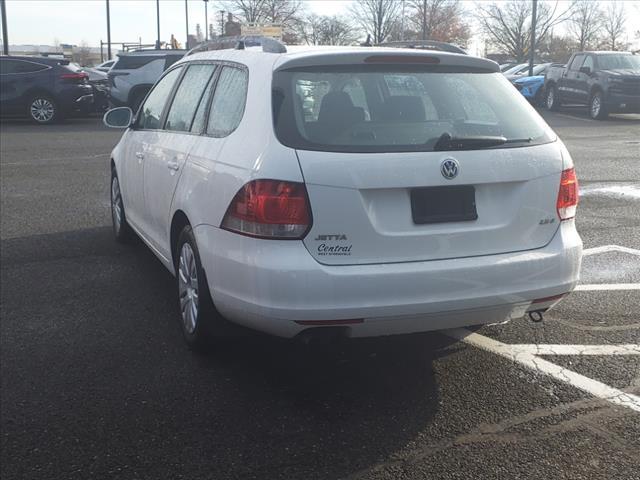 used 2013 Volkswagen Jetta SportWagen car, priced at $11,995