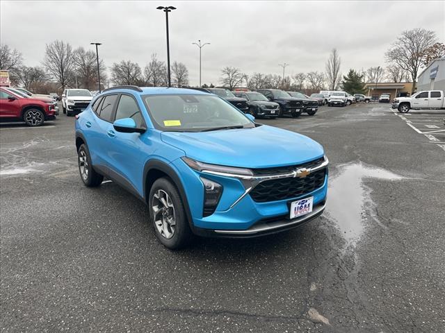 new 2025 Chevrolet Trax car, priced at $23,379