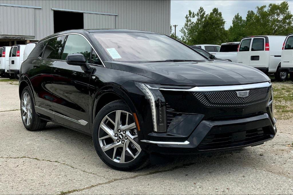 new 2025 Cadillac OPTIQ car, priced at $55,970